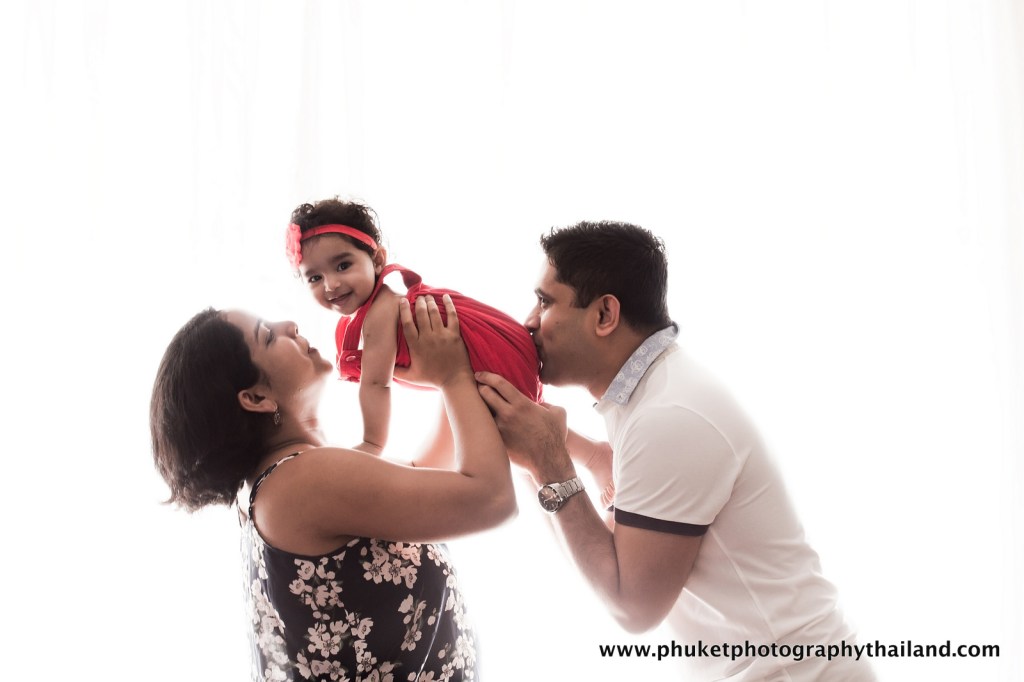 family photography at le meridien phuket