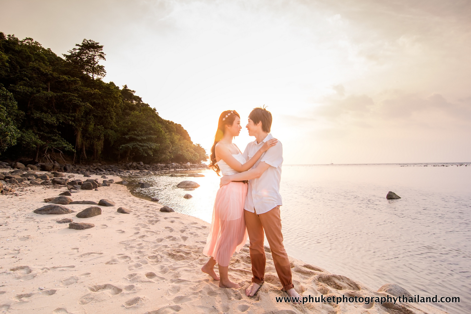 couple photography at phuket thailand