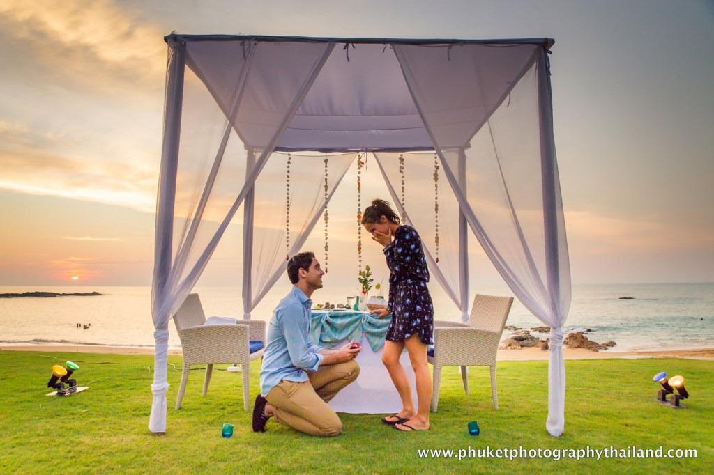 couple photography at khao lak , phang nga
