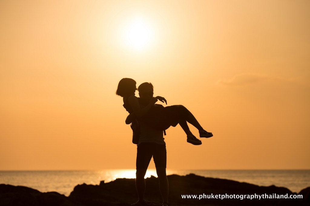 couple photography at kalim bay , phuket