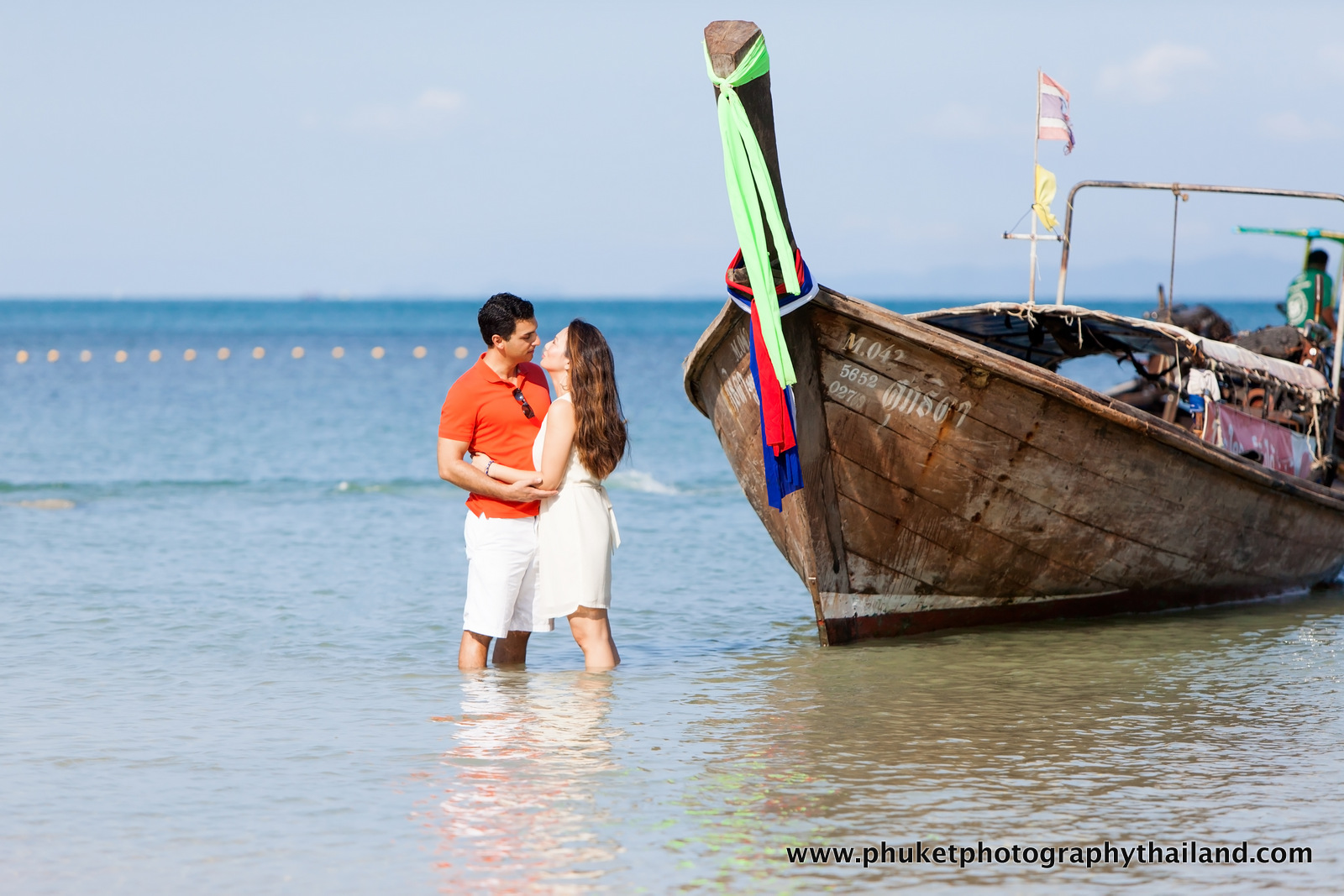 honeymoon couple photography at railay beach  Ao nang  krabi