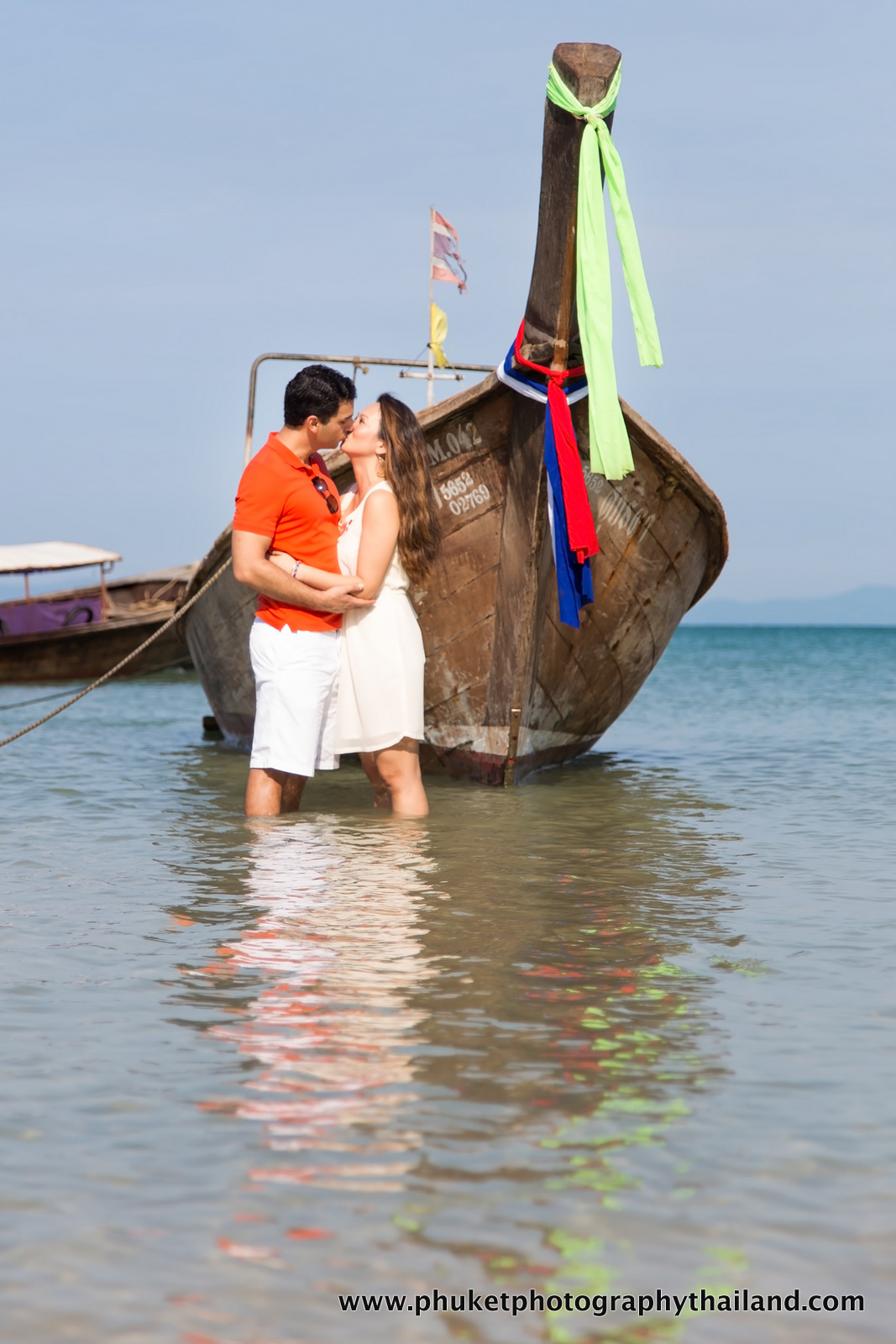 honeymoon couple photography at railay beach  Ao nang  krabi