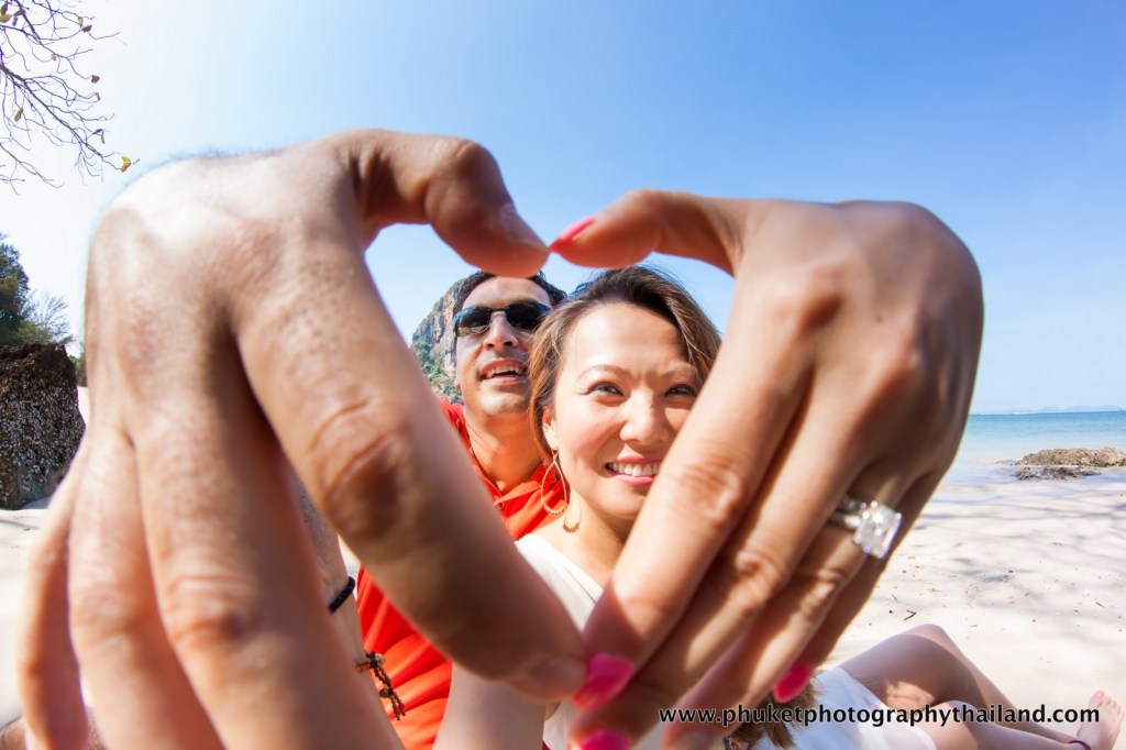 honeymoon photography at railay beach , ao nang , krabi