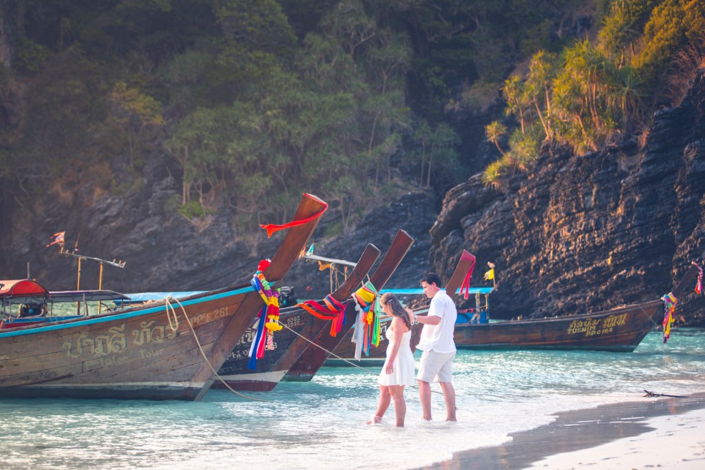 Honeymoon photography at Phi Phi Krabi Thailand