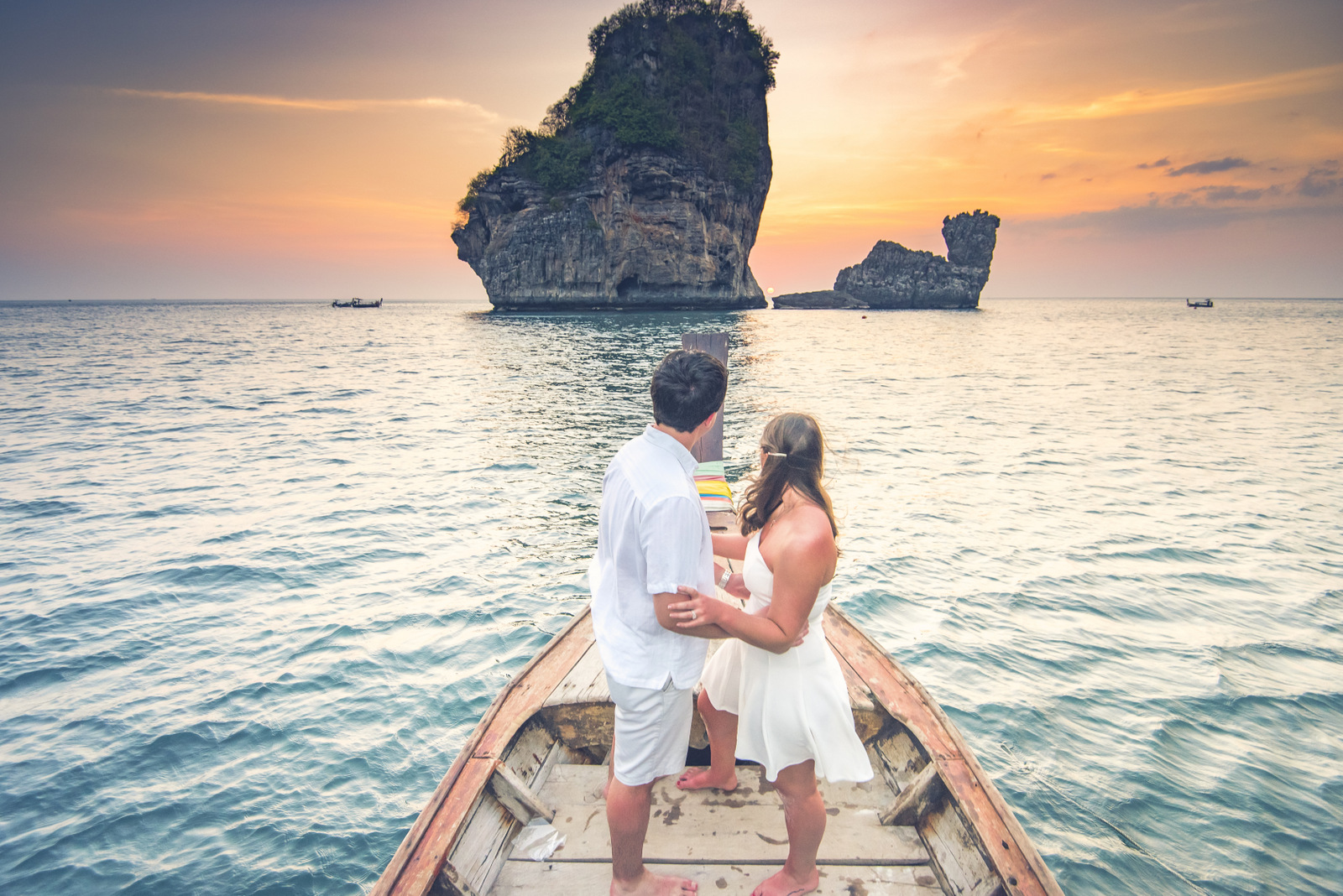 Honeymoon couple photoshoot on long tail boat at Phi Phi Krabi Thailand