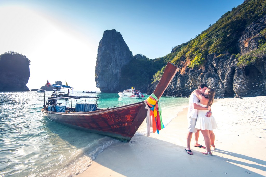 Honeymoon photography at Phi Phi Krabi Thailand