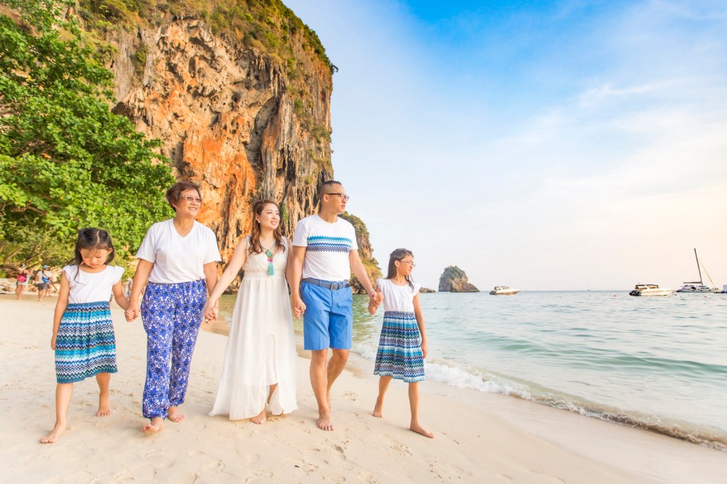 krabi family photoshoot