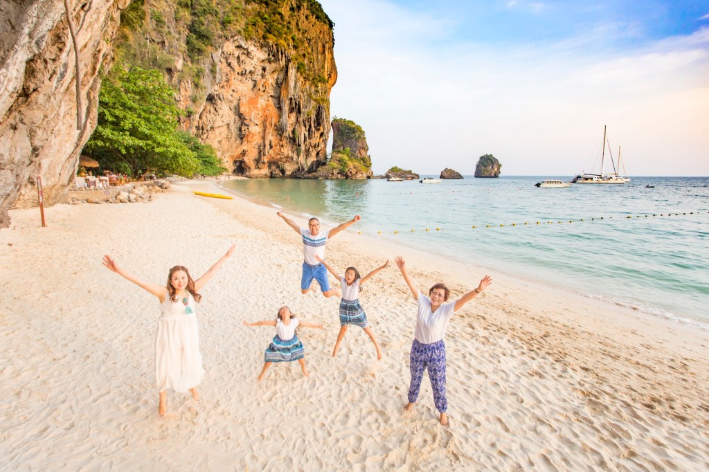krabi family photoshoot