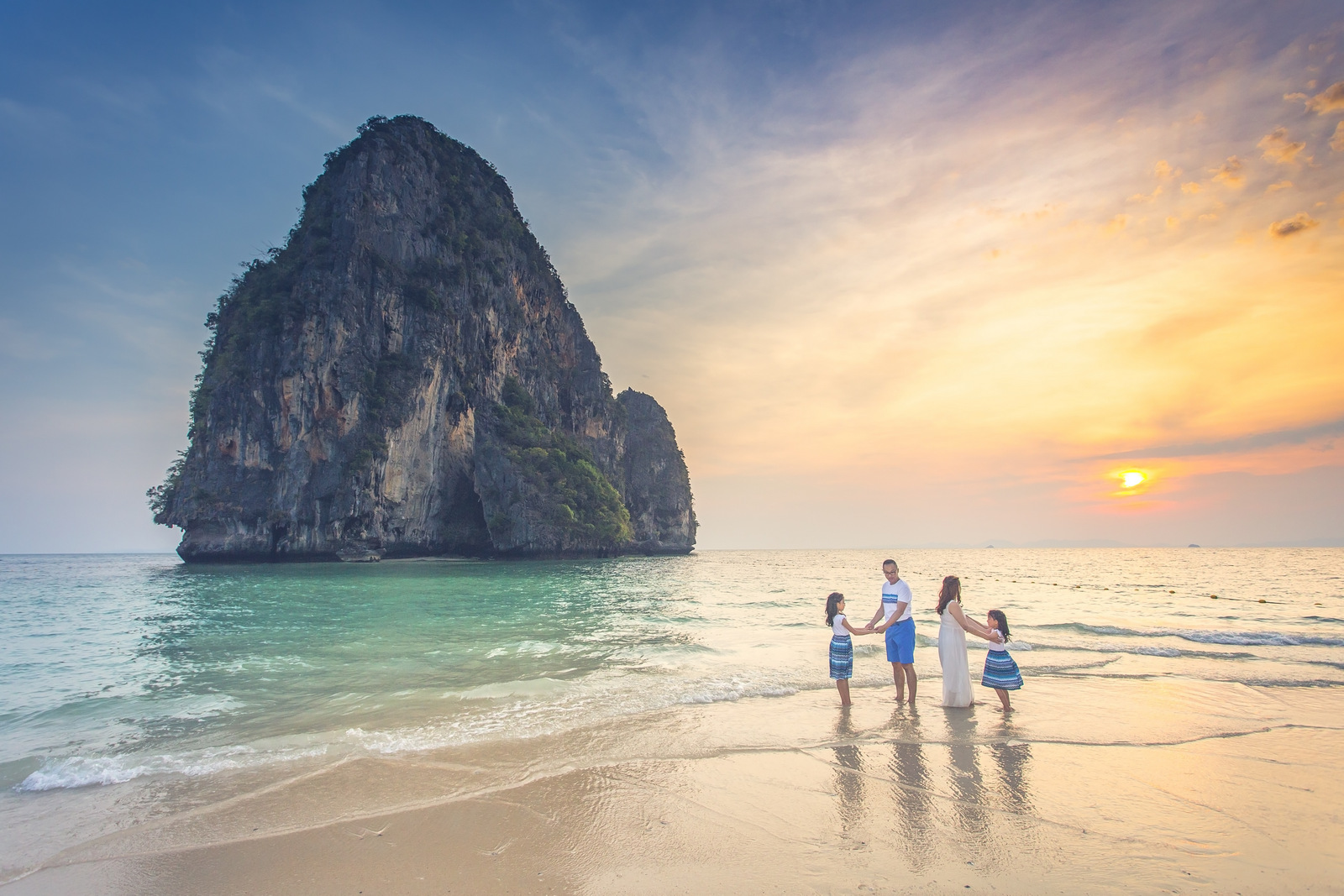 krabi family photoshoot
