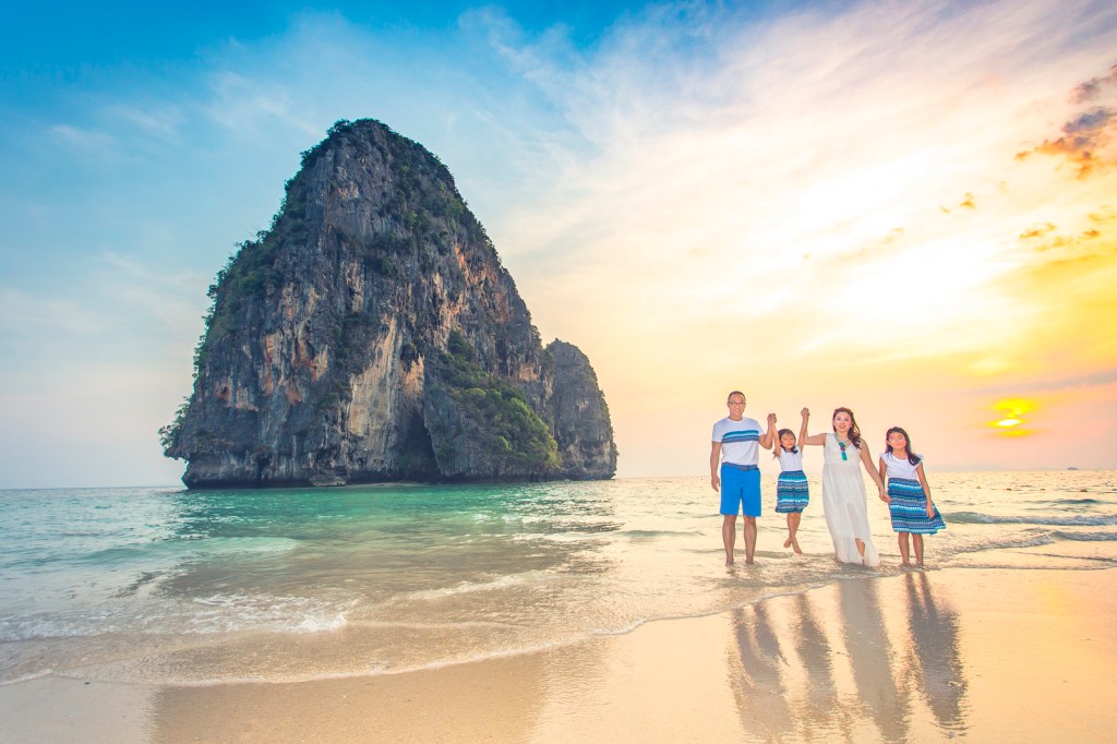 krabi family photoshoot