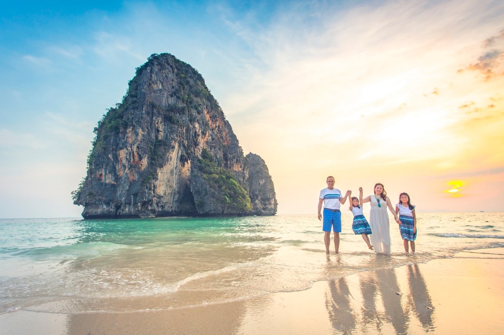 krabi family photoshoot
