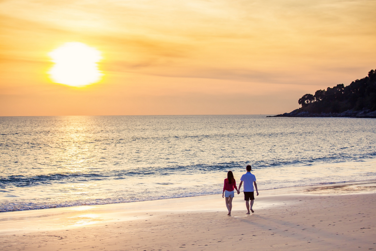 Honeymoon photo session at karon beach phuket thailand