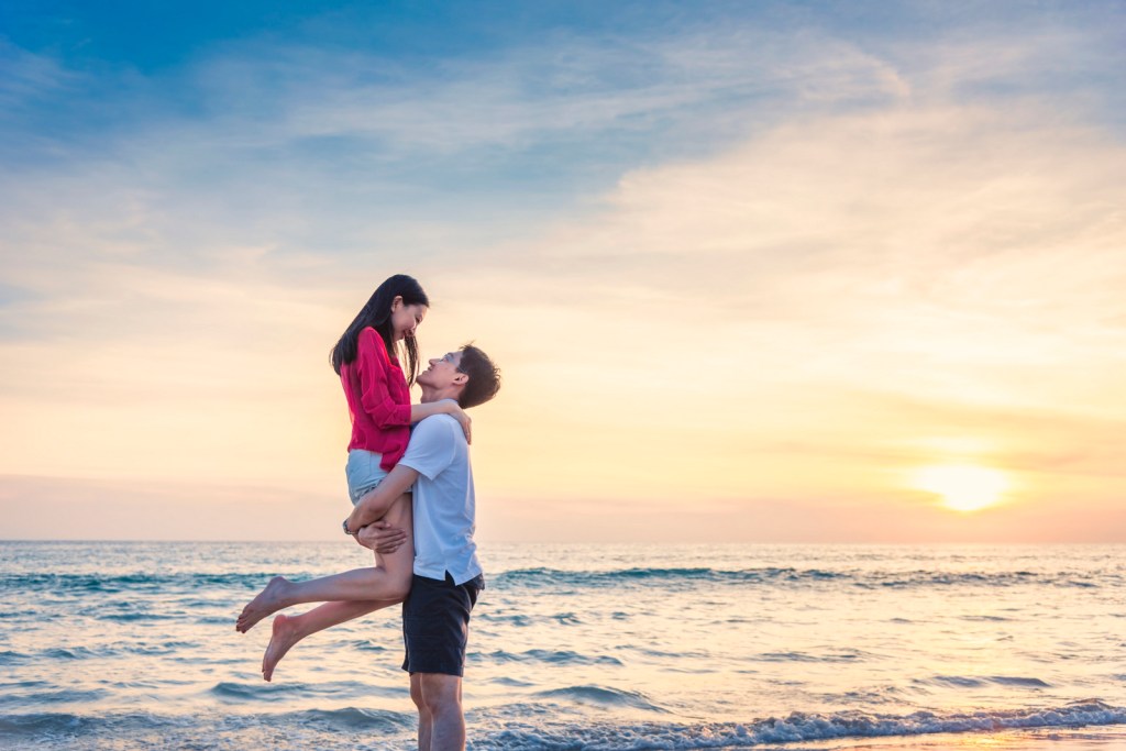 Honeymoon photo session at karon beach phuket thailand