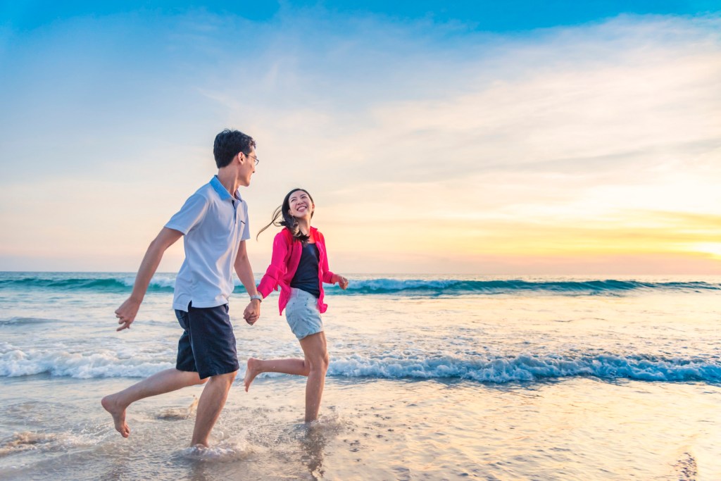 Honeymoon photo session at karon beach phuket thailand