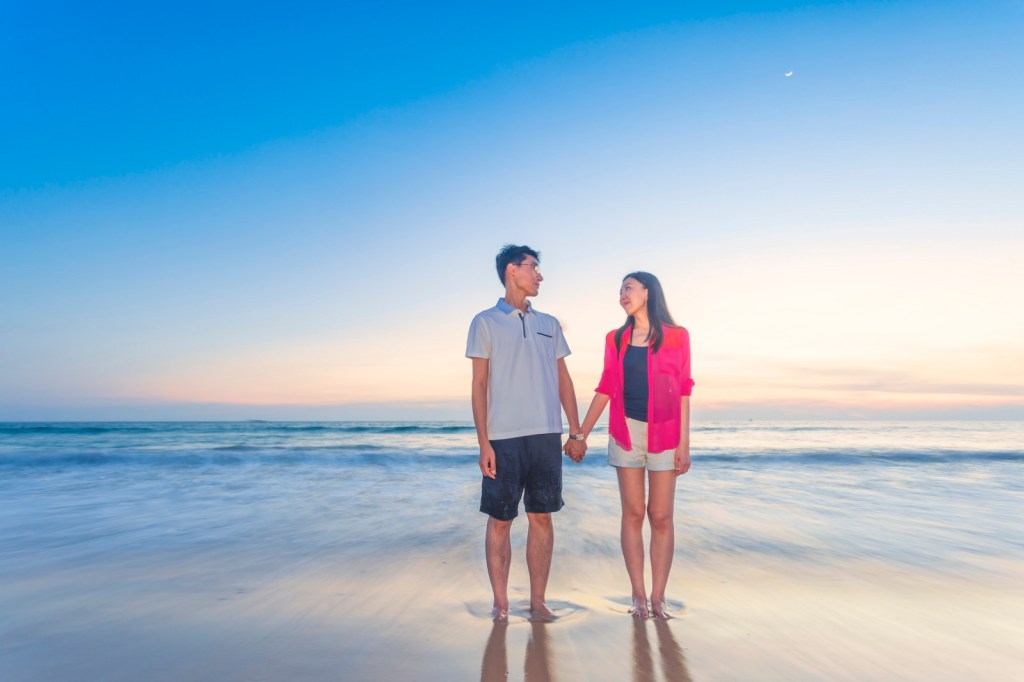 Honeymoon photo session at karon beach phuket thailand