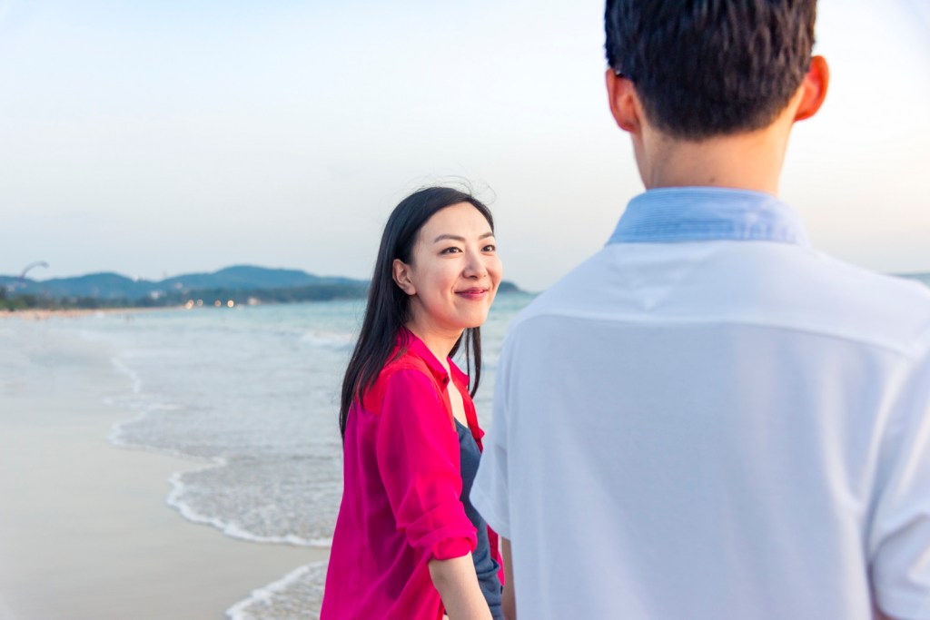 Honeymoon photo session at karon beach phuket thailand