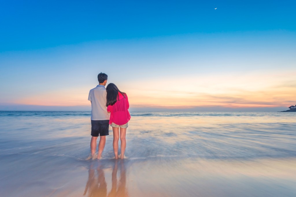 Honeymoon photo session at karon beach phuket thailand