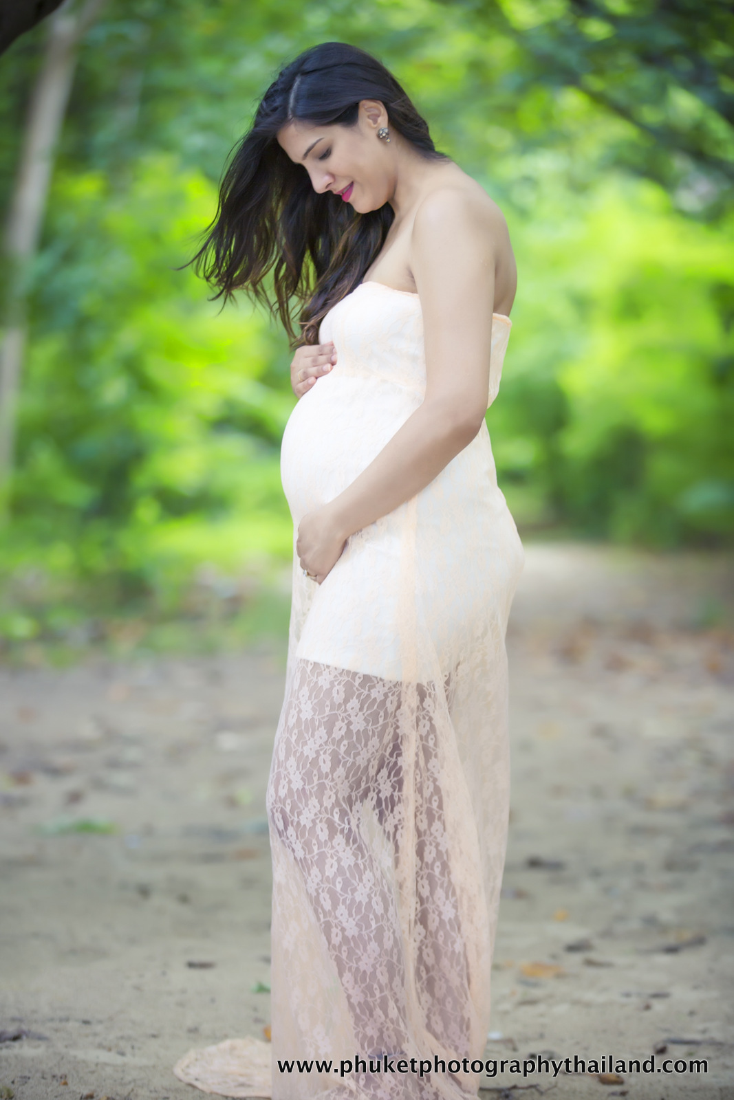 Maternity photoshoot at pranang & railey beach krabi