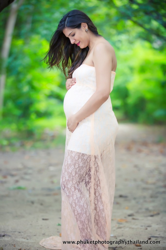 Maternity photoshoot at pranang & railey beach krabi