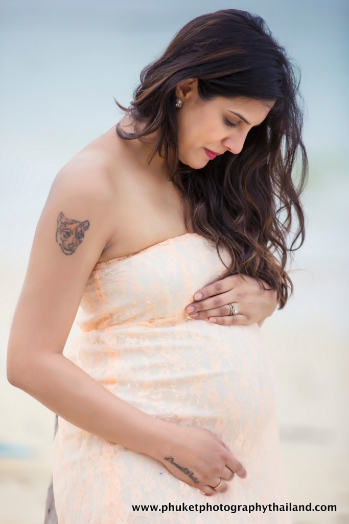 Maternity photoshoot at pranang & railey beach krabi