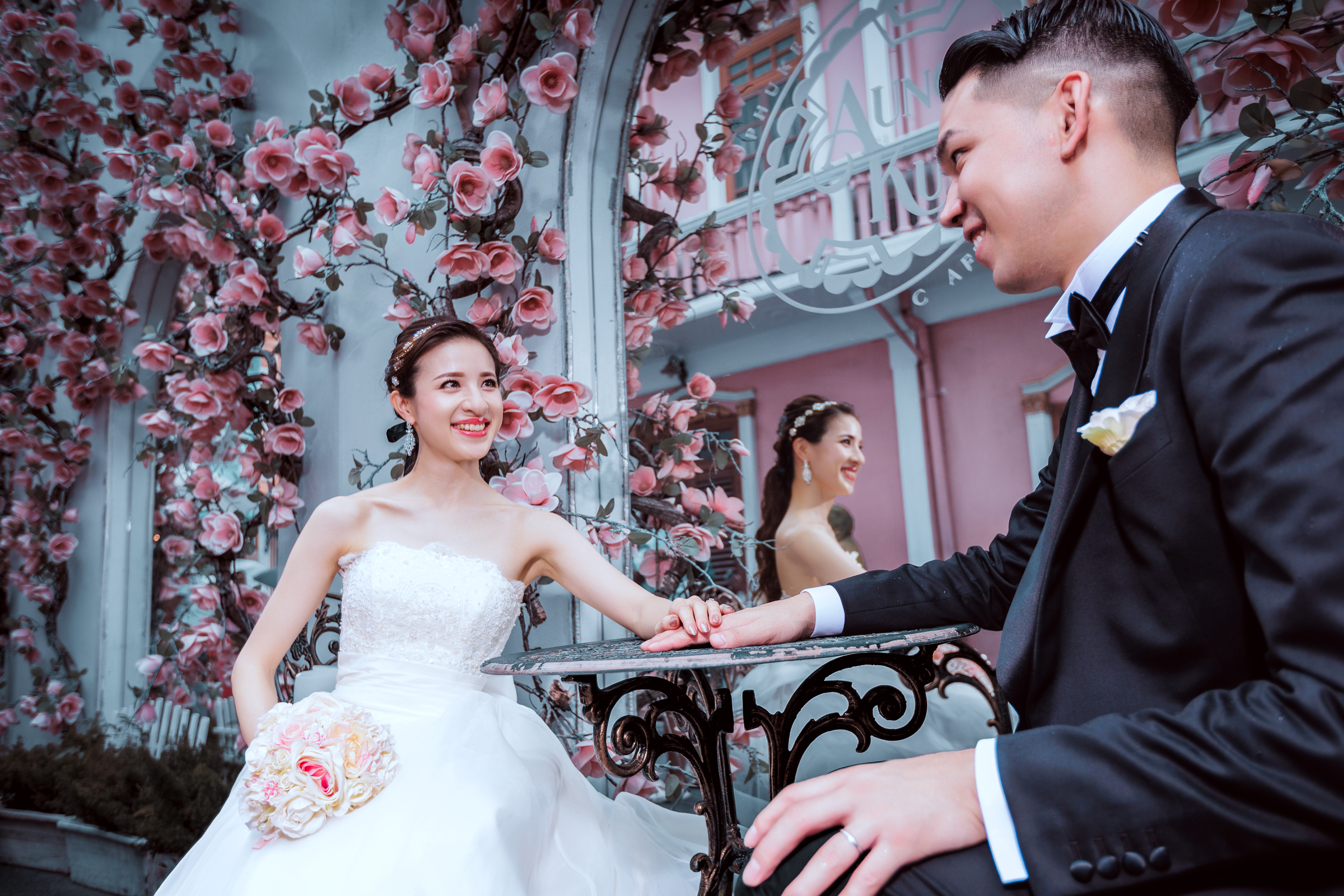 pre wedding photography at phuket old town